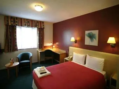 Days Bradford M62