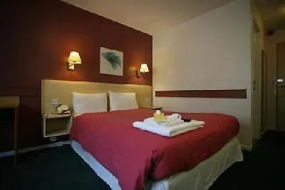 Days Bradford M62 Cleckheaton