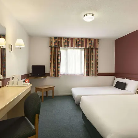 Days Bradford M62 Hotel