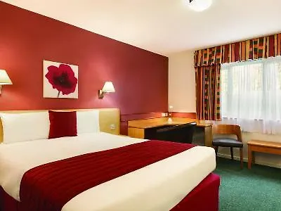 Days Bradford M62 Hotel