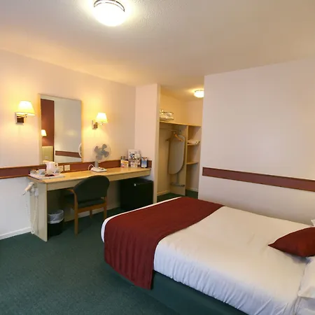 Days Bradford M62 Cleckheaton